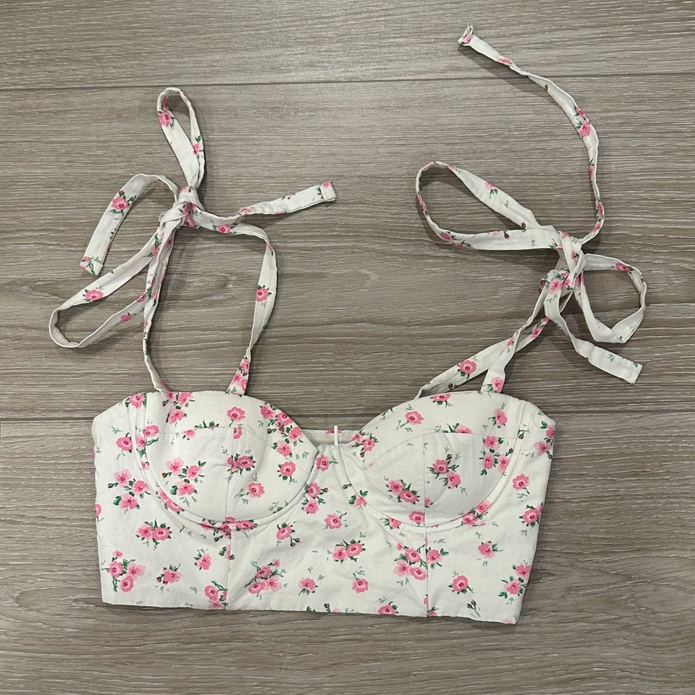 Zara Floral Super Cropped Top!🌸